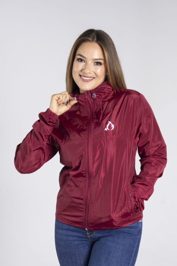 CORTAVIENTOS MUJER VINOTINTO