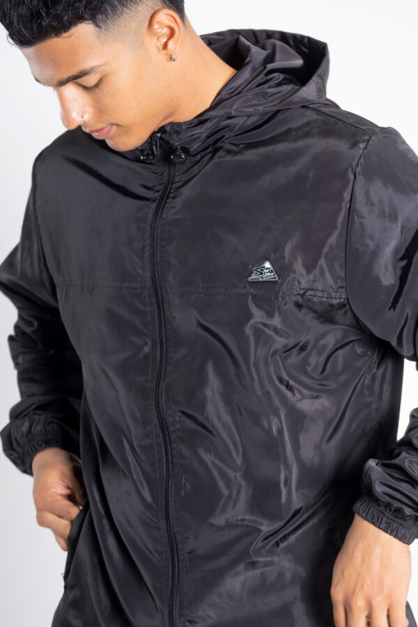 A_27A4684 CORTAVIENTOS HOMBRE NEGRO