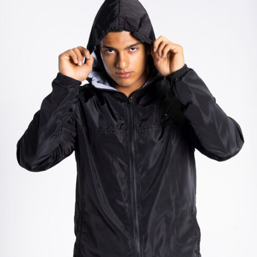 CORTAVIENTOS DOBLE FAZ CON CAPOTA BLACK