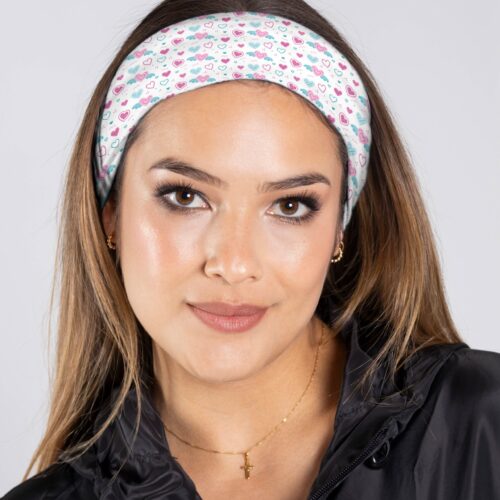 CUELLO EXTRA LARGO CORAZONES BLANCOS