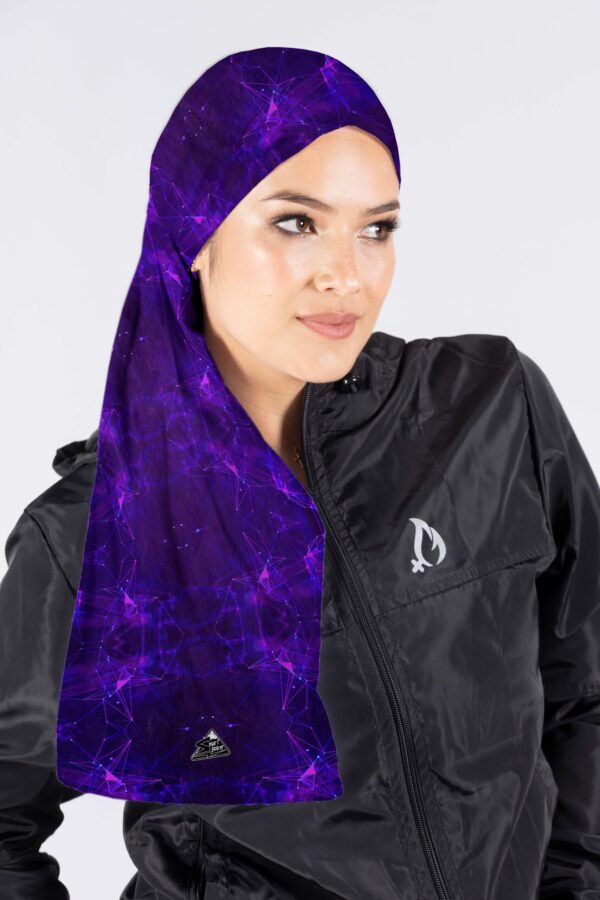 CUELLO EXTRALARGO GRAFICOS MORADO ELECTRICO